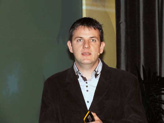 dr. Hoffmann P&eacute;ter fejlesztőm&eacute;rn&ouml;k