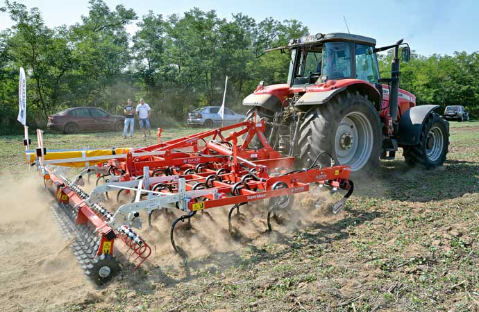 A csillagprofil&uacute; hengeren t&uacute;l &ndash; G&uuml;ttler DemoSHOW 2015