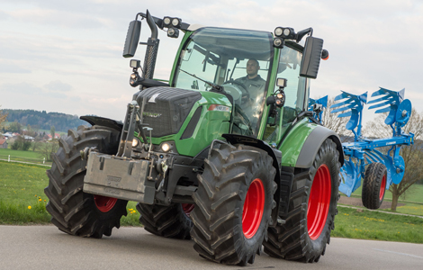 Melyik lesz az &Eacute;v Traktora 2016-ban? &ndash; Kider&uuml;l az AGRITECHNICA ki&aacute;ll&iacute;t&aacute;son 2015. november 8-&aacute;n