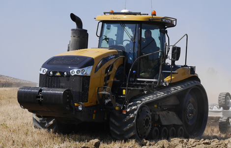 Melyik lesz az &Eacute;v Traktora 2016-ban? &ndash; Kider&uuml;l az AGRITECHNICA ki&aacute;ll&iacute;t&aacute;son 2015. november 8-&aacute;n