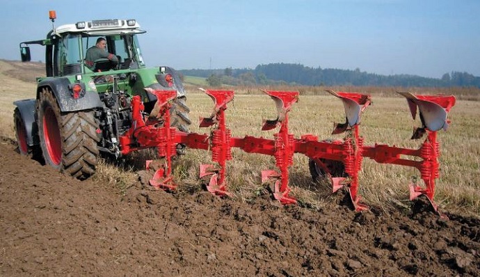 Jupiter II 140 f&uuml;ggesztett v&aacute;ltvaforgat&oacute; eke