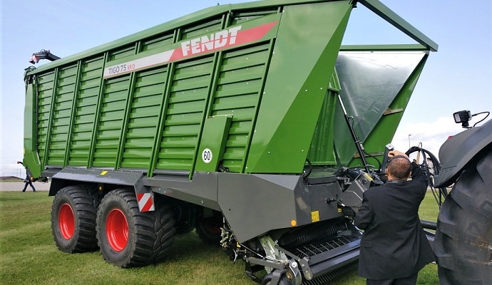 Fendt p&oacute;tkocsi