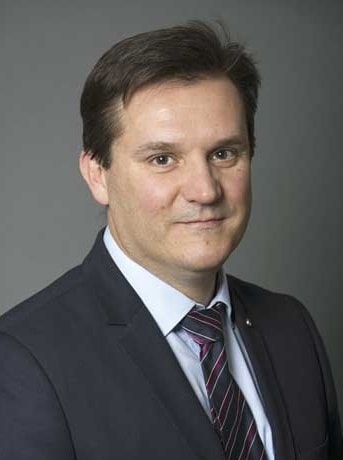 F&oacute;ri&aacute;n Zolt&aacute;n 