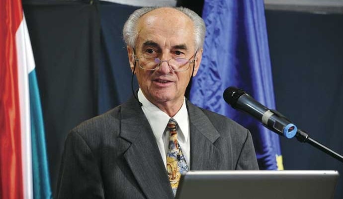 dr. Kajati István