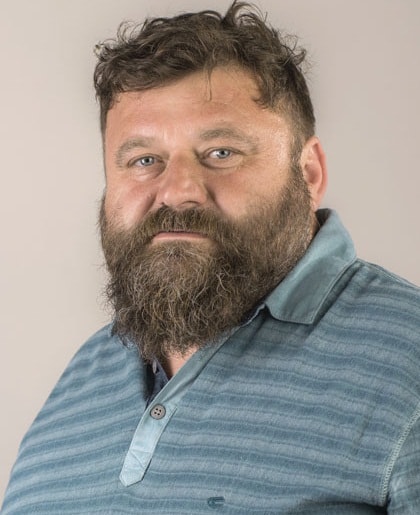 Hadh&aacute;zi L&aacute;szl&oacute;