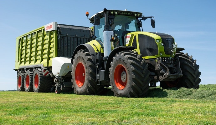 AXION 900 traktor 