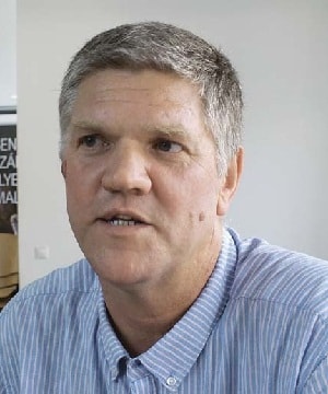 Sen&aacute;nszky Csaba