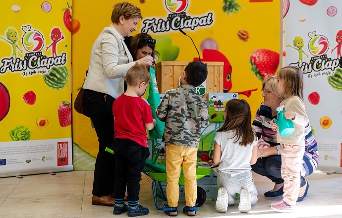 Horv&aacute;th Erika &eacute;s &oacute;vod&aacute;sai