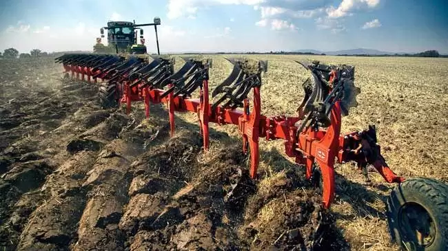 Teli vagy réselt: az itt a kérdés – Melyik eke rendelkezik jobb munkaminőségi és energetikai mutatókkal?