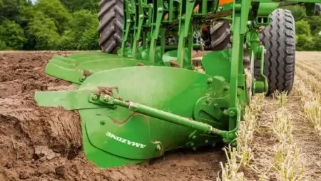 Cayron 200 függesztett váltvaforgató eke (+VIDEÓ)