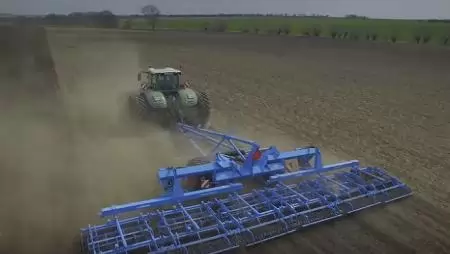 Fendt 1050 és Lemken Gigant 12 Kompaktor (+VIDEÓ)