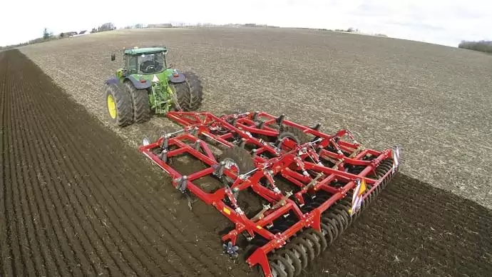 HORSCH Terrano FM –  a HORSCH egyik  leguniverzálisabb  szántóföldi kultivátora