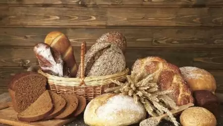 Mindennapi kenyerünk – Tovább csökkentik a sótartalmat, és javul a minőség is