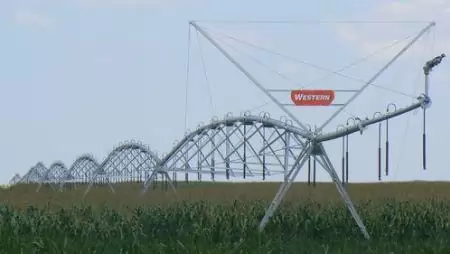 Nagy fogásszélességű  WESTERN  öntözőgépek a Pap-Agro Kft. kínálatában