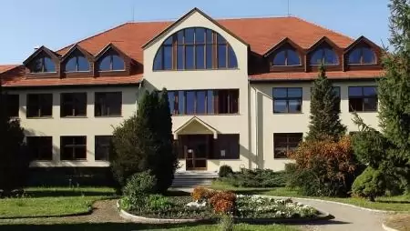 FM ASZK  PÉTERVÁSÁRAI MEZŐGAZDASÁGI SZAKKÉPZŐ ISKOLÁJA ÉS KOLLÉGIUMA – AZ ISKOLA BEMUTATÁSA