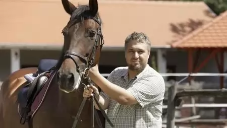 Sallai Róbert Benedek hazavágyik – Otthon és a parlamentben is a fenntartható mezőgazdaságért küzd