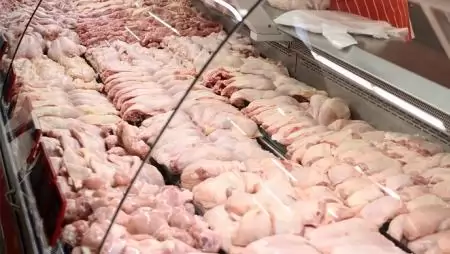 A baromfihús áfacsökkentése a sertéságazat tapasztalataira épül