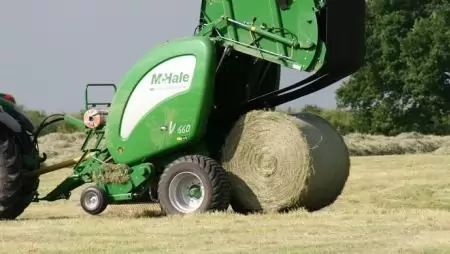 Szalmabálázáshoz használjon McHale bálázót!
