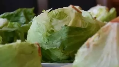 Salátákat tesztelt a NÉBIH