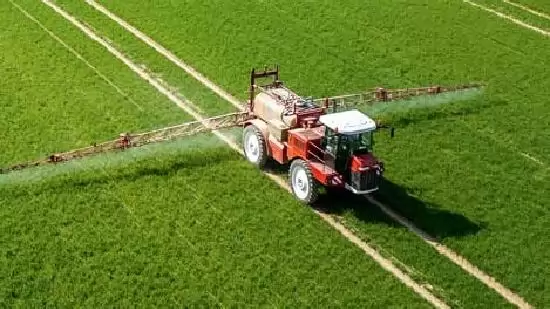 A felülvizsgálat  kötelező! – A mobil mérőállomások  a permetezőgépeket  körzetenként fogadják