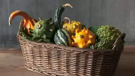 Száguld a dísztök biznisz