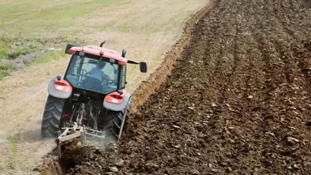 A szántás tudománya – A helyes gyakorlat elsajátítására megéri időt és energiát áldozni