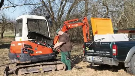 Mobil dieseltartály és AdBlue tartály a mezőgazdaságban