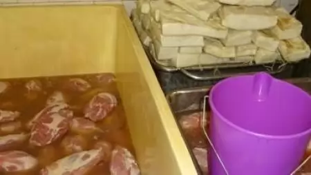 6,5 tonna füstölt árut foglalt le a NÉBIH
