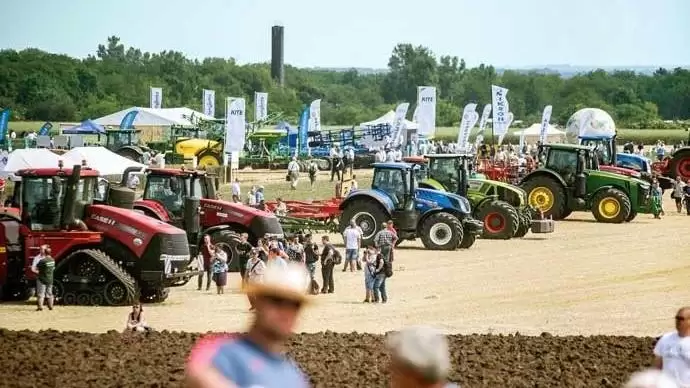 I. NAK Szántóföldi Napok és Agrárgépshow – Óriások testközelből