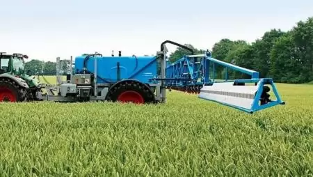 A Lemken frissítette vontatott permetezőgépeit 