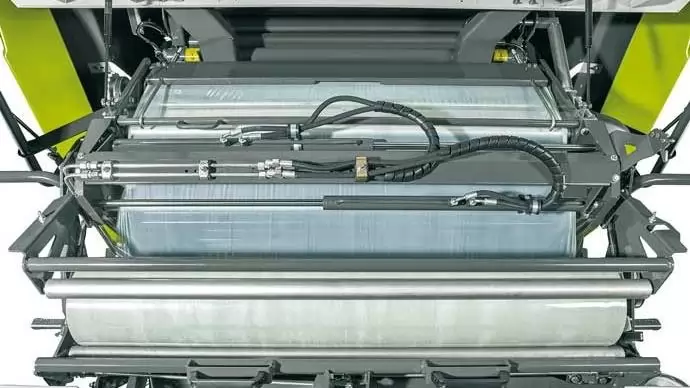 Fólia vagy háló: Claas Rollant 400 Uniwrap