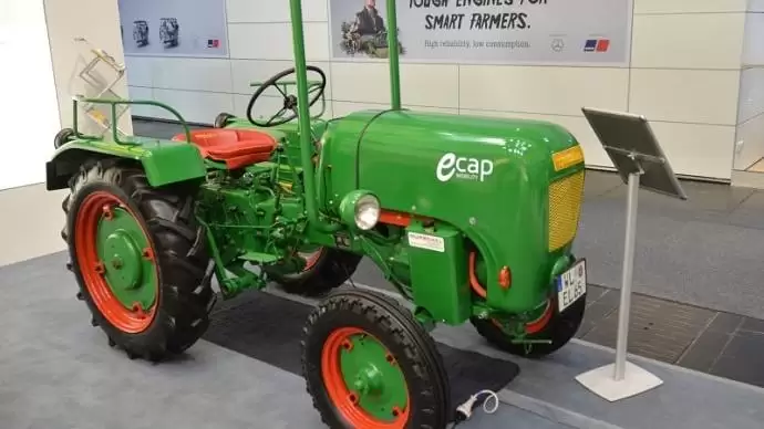 Öreg traktor nem vén traktor: elektromos hajtást kapott a Holder