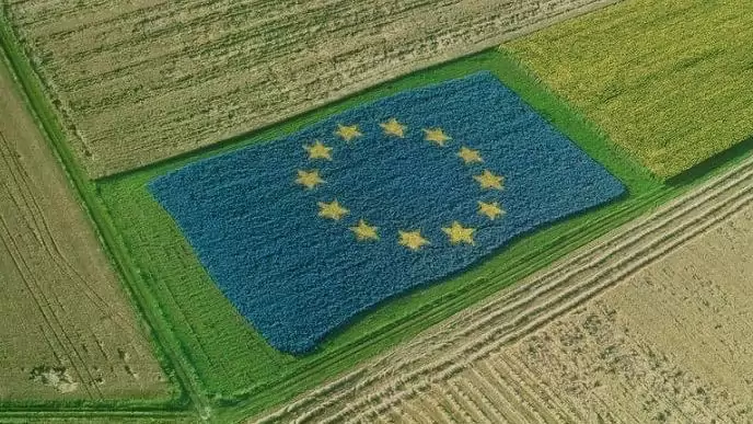 Az uniónak támogatnia kell a családi gazdaságokat 