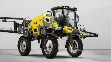 Hasít a John Deere, sorra kebelezi be a versenytársakat