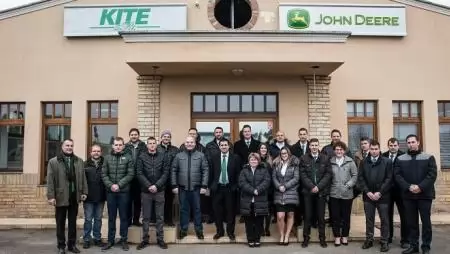Közelebb a partnerekhez