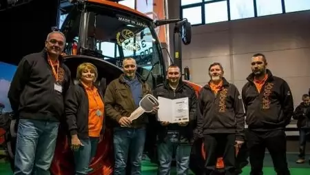 Félezer értékesített Kubota traktor a Két-KATA Kft.-től