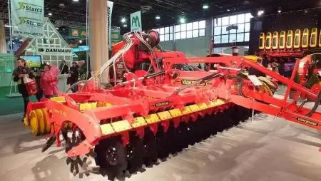 AGROmashEXPO–AgrárgépShow 2019 – Väderstad 