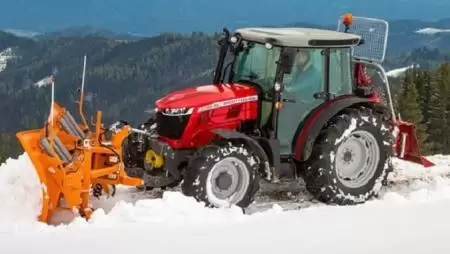 A Massey Ferguson az MF 3700 AL modellekkel három új  kompakt-traktort mutat be a 100 LE alatti szegmensben