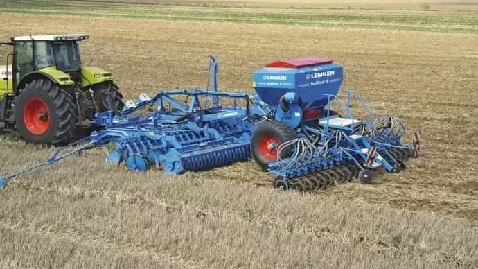 Pontosan sorba vetni?  Lemken Solitair 9