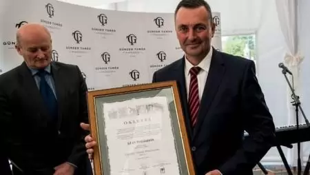 Günzer Tamás borászata nyerte Az Év Pincészete Magyarországon díjat