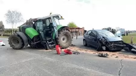 Csatt: délelőtti traktoros találkozó