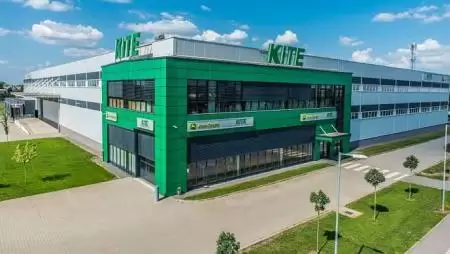 Adni jó, adni öröm