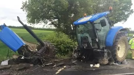 Amikor traktor kerül a sínekre