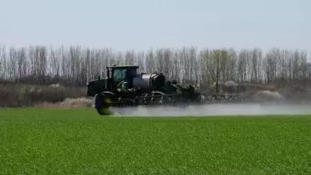 Francia törvényhozók leleplezik az EFSA „mérgező” növényvédőszer-kiértékelését