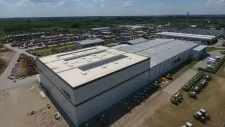 Az AXIÁL Kft. átadta megújult Alkatrész Logisztikai Központját