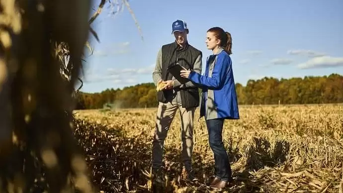 A Corteva Agriscience az elsők között használja az innovatív mobil robotokat a szántőföldi növénykultúrában