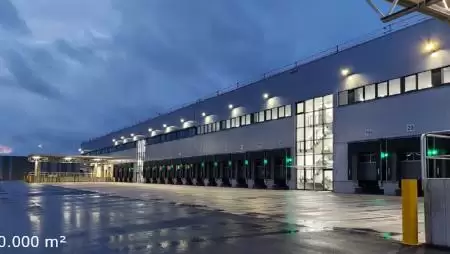 Új, modernizált központi alkatrészraktár, a jobb kiszolgálás érdekében