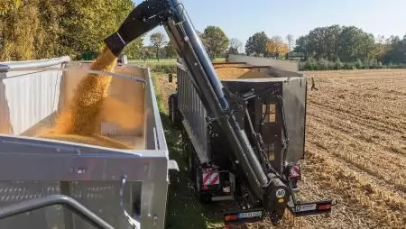 Erősít a hazai pótkocsipiacon a Kröger AGROLINER