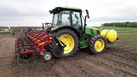 Vasárnap óta egyben átadhatók a gazdaságok
