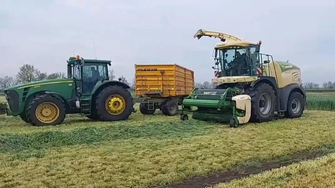 626 lóerős önjáró silózó? A Kronénál ez még kis gépnek számít 